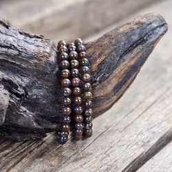 Boulder Opal, armband 6mm runda pärlor