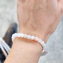 Pastell Aventurin, armband 6mm runda pärlor