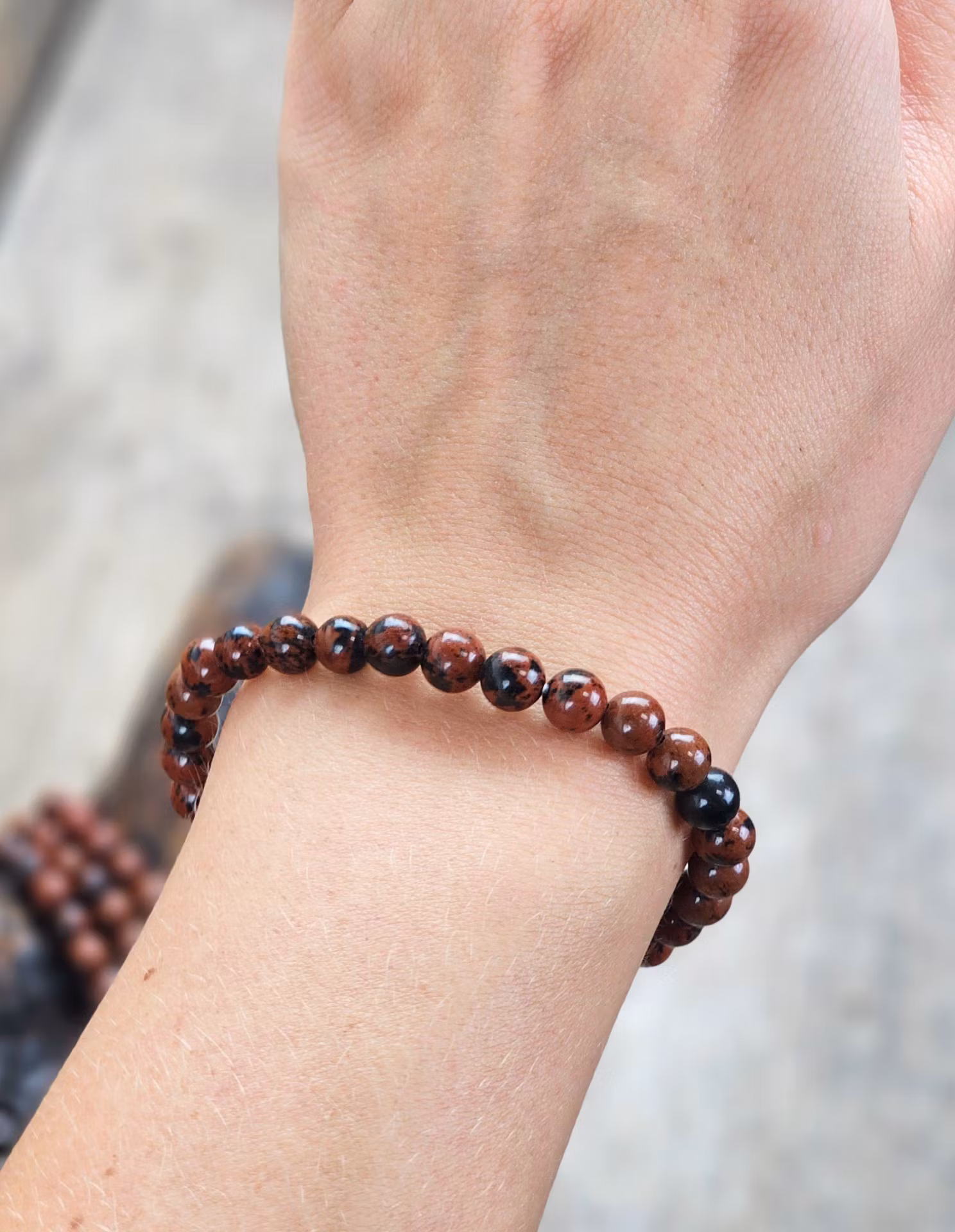 Mahogny Obsidian, armband 6mm runda pärlor