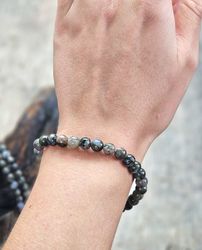 Que Sera (Blå Liberit), armband 6mm runda pärlor