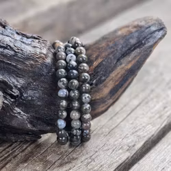 Que Sera (Blå Liberit), armband 6mm runda pärlor