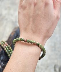 Unakit, armband 6mm runda pärlor