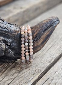Persikomånsten & Grå Månsten mix, armband 6mm runda pärlor