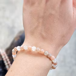Månsten mix extra, armband 6mm runda pärlor