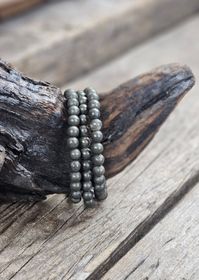 Pyrit matt, armband 6mm runda pärlor