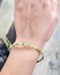 Grön Granat, armband 4mm facetterade pärlor
