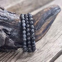 Svart Safir, armband 6mm runda pärlor