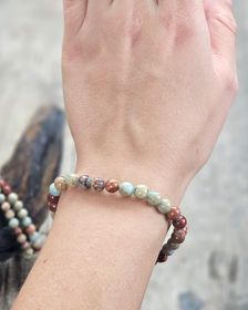 Blå Jaspis, armband 6mm runda pärlor