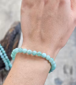 Smaragd, armband 6mm runda pärlor