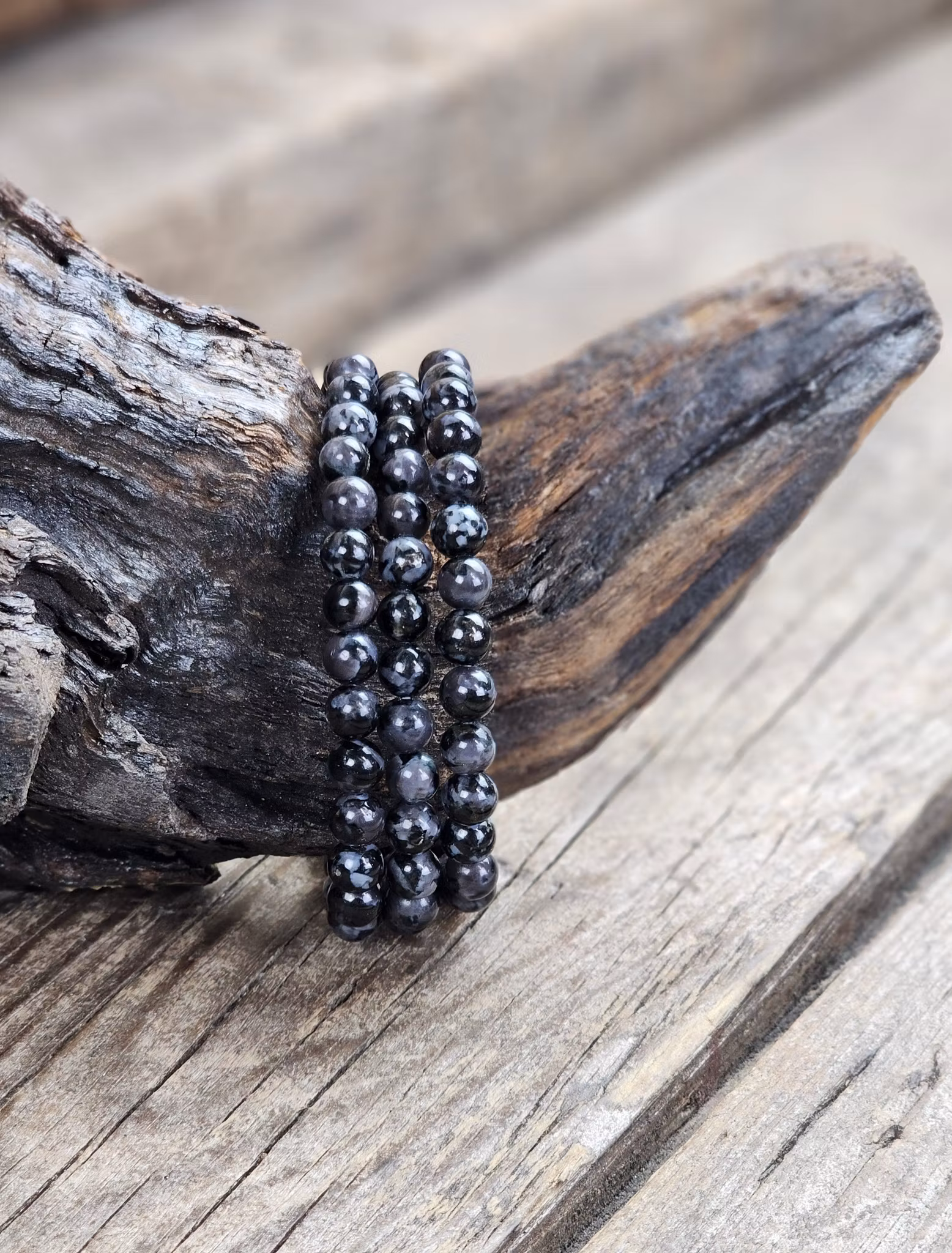 Indigo Gabbro, armband 6mm runda pärlor