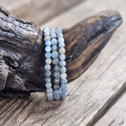 Kyanit, armband 6mm runda pärlor