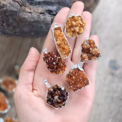 Citrinkluster, silverpläterat hänge