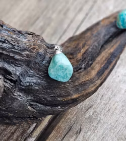 Amazonit trumlad, silverpläterat hänge