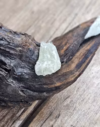 New Jade rå, silverpläterat hänge