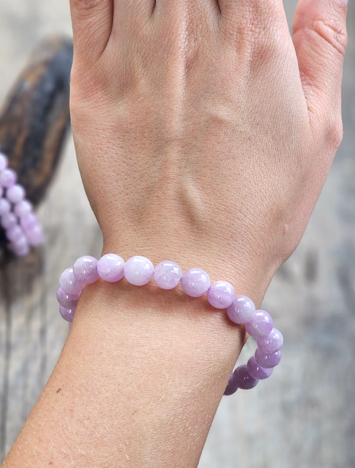 Kunzit extra, armband 8mm runda pärlor