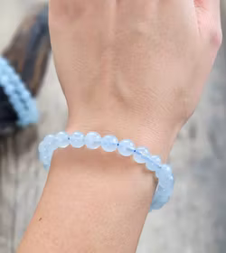 Akvamarin, armband 8mm runda pärlor