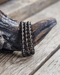 Rökkvarts, armband 8mm runda pärlor