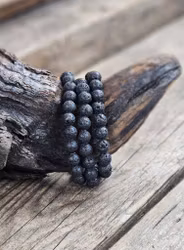 Lavasten, armband 8mm runda pärlor
