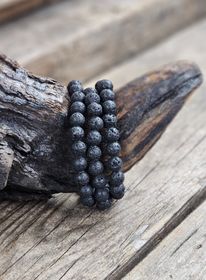 Lavasten, armband 8mm runda pärlor