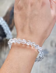 Fire & Ice Kvarts (Krackelerad Bergkristall), armband 8mm runda pärlor