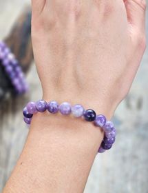 Lepidolit, armband 8mm runda pärlor