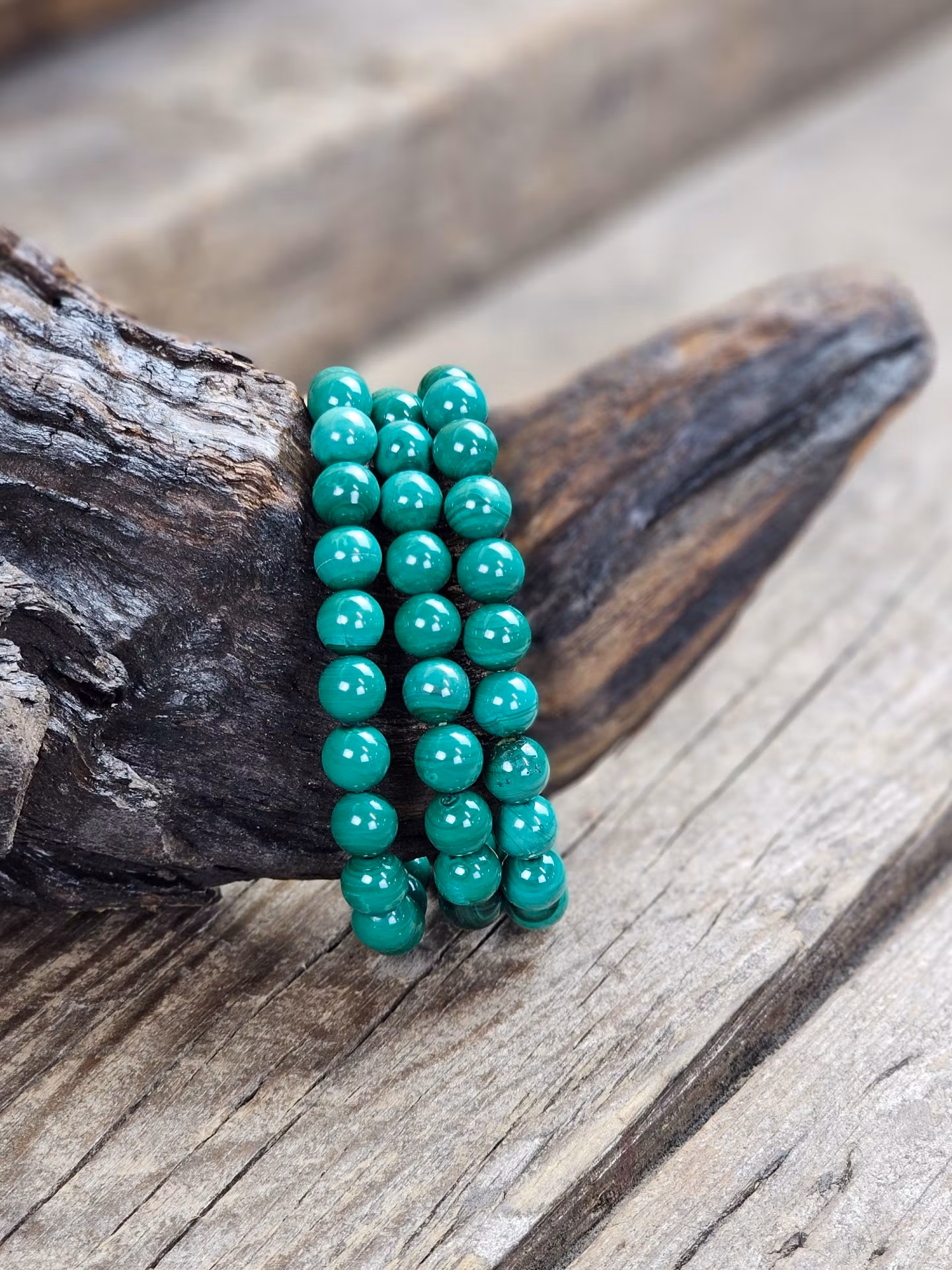 Malakit ljus, armband 8mm runda pärlor