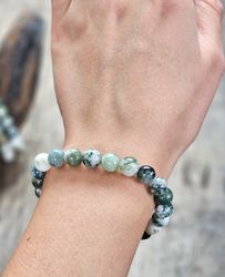 Trädagat, armband 8mm runda pärlor