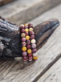 Mookaitjaspis, armband 8mm runda pärlor