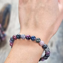 Rubin & Safir mix, armband 8mm runda pärlor