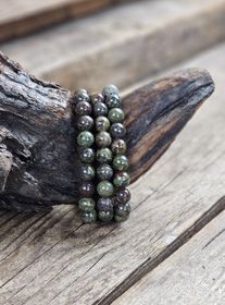 Drakblodsjaspis, armband 8mm runda pärlor