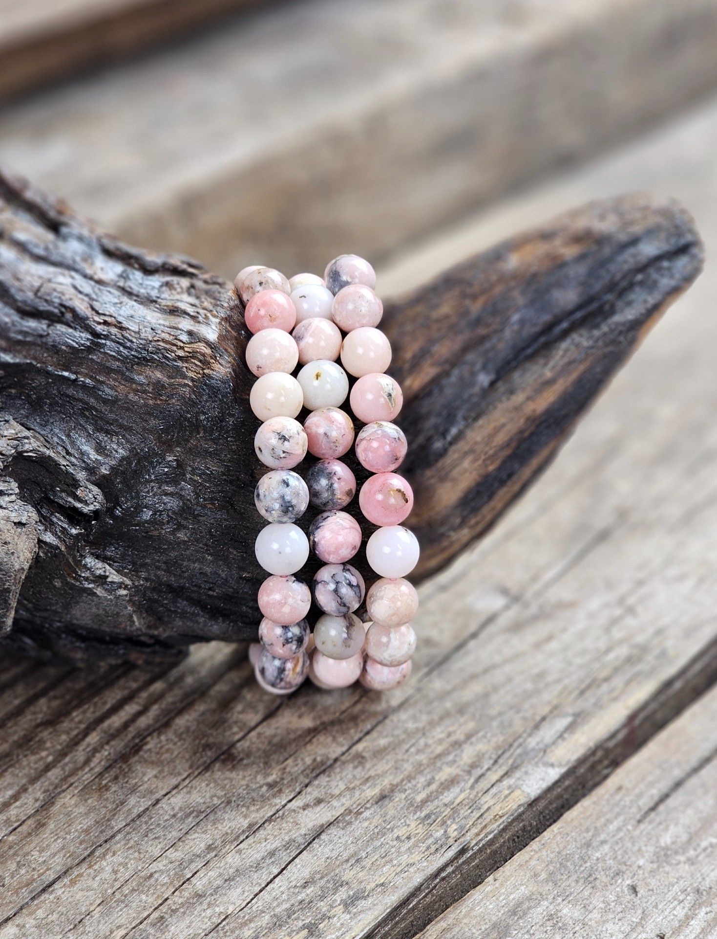 Rosa Opal, armband 8mm runda pärlor