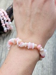 Rosa Opal, chipsarmband