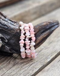 Rosa Opal, chipsarmband