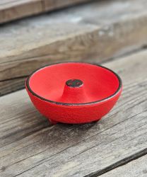 Iwachu trippel rökelsehållare, gjutjärn röd