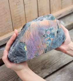 Lila Labradorit (Sunset Labradorit) halvpolerad XL #2