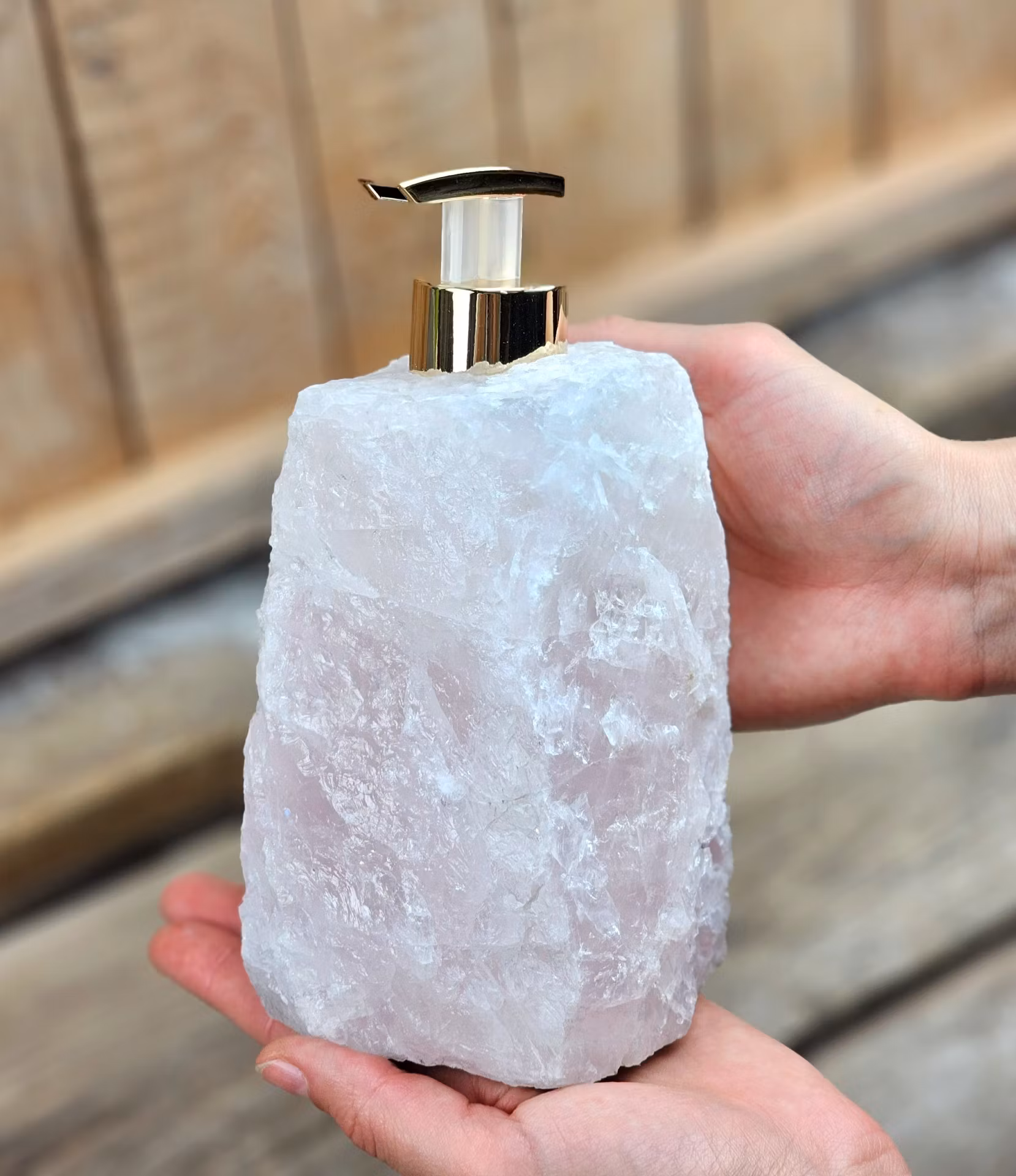 Rosenkvarts tvålpump guld