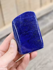 Lapis Lazuli, polerad kristall stående friform #1