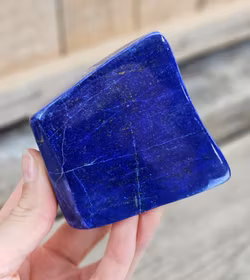 Lapis Lazuli, polerad kristall stående friform #3