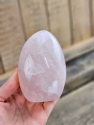 Rosenkvarts, polerad kristall stående friform #2