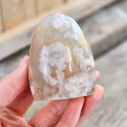 Blomsteragat, polerad kristall stående friform #7