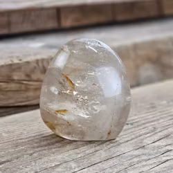 Rökkvarts, polerad kristall stående friform #5