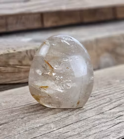 Rökkvarts, polerad kristall stående friform #5