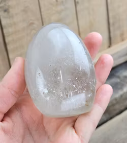 Rökkvarts, polerad kristall stående friform #9