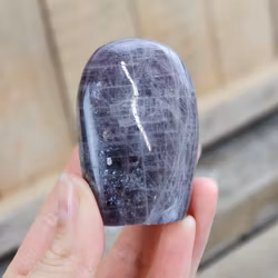 Lila Angelit, polerad kristall stående friform #3