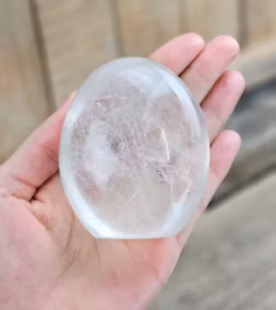 Bergkristall, polerad kristall stående friform #8