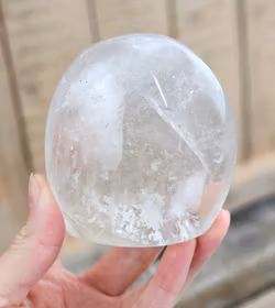 Bergkristall, polerad kristall stående friform #9