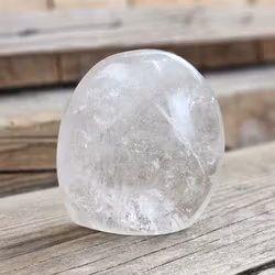 Bergkristall, polerad kristall stående friform #9