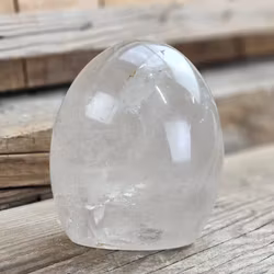 Bergkristall, polerad kristall stående friform #11