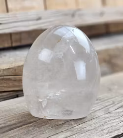 Bergkristall, polerad kristall stående friform #11