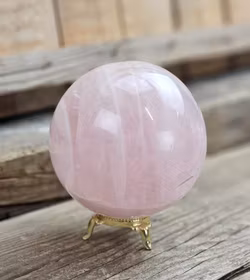 Rosenkvarts, klot #7 -30% p.g.a. skada/annat